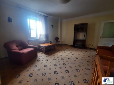 Casa de vanzare in Busteni - Imagine principală