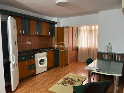 Apartament 2 camere zona Bazar, etaj 3 - Imagine principală