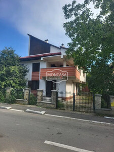 Vila P+1+M si garaj, teren 700 mp, zona Rompetrol - Imagine principală