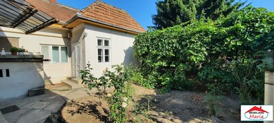 Casa cu teren 21 ari  semicentral  - Imagine principală