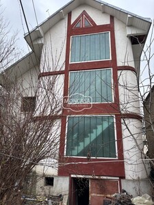 Vila zona Unirii , teren 300 mp - Imagine principală