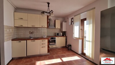 Apartament 3 camere de inchiriat in centru  - Imagine principală