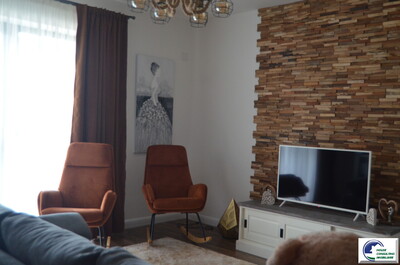 Sinaia -Apartament cu doua camere mobilat si utilat - Imagine principală