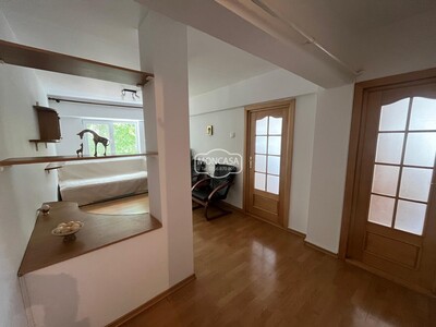 Apartament 3 camere zona Bucovina, etaj 1. Vizionare on-line - Imagine principală