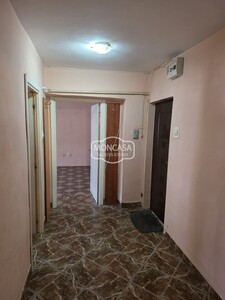 Apartament 2 camere zona Piata Mare, etaj 1 - Imagine principală