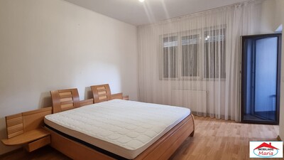 Apartament 2 camere zona centrala cu parcare - Imagine principală