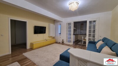 Apartament etaj 1 in zona centrala cu parcare privata - Imagine principală