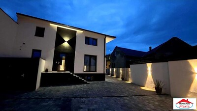 Casa finisata zona semicentrala - Imagine principală