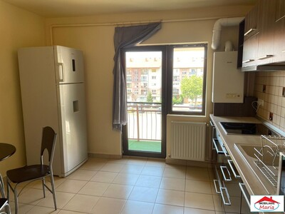 Apartament 2 camere Carpati 2 etaj 3 - Imagine principală