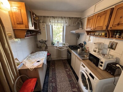 Apartament 3 camere zona Prieteniei, etaj 3 - Imagine principală