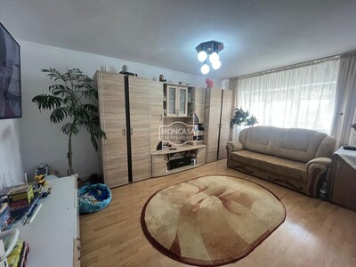Apartament 4 camere zona Imparat Traian-Scoala 14 - Imagine principală
