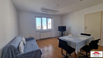 Apartament 3 camere centru 79000 Euro - Imagine principală